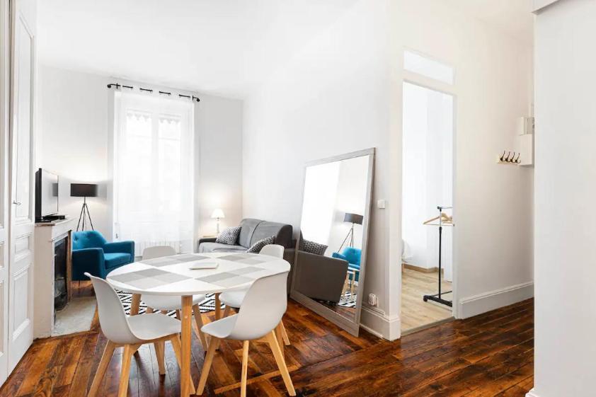 Appartement 2 Pieces Jean Mace Et Stationnement Lyon Exterior photo
